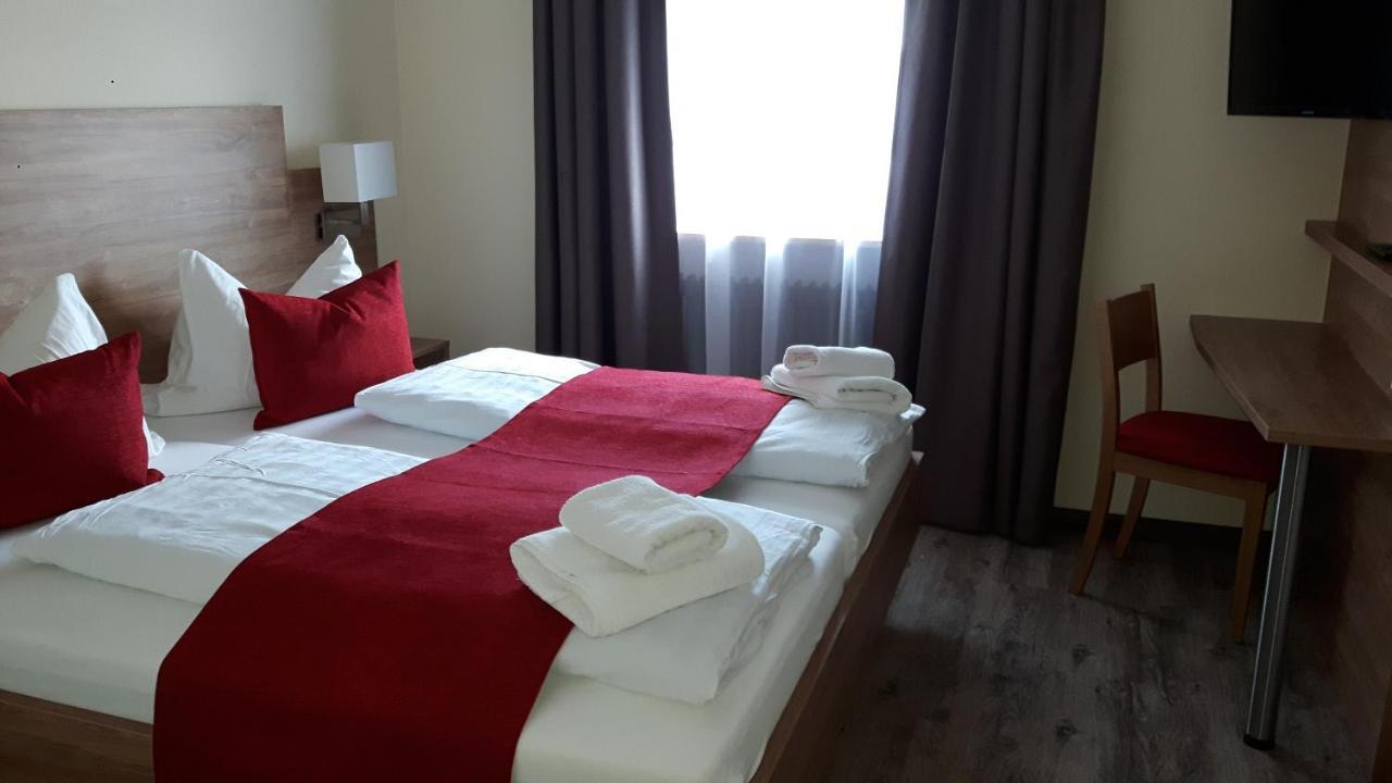 Hotel Gasthof Sonnenhang Denkendorf  Dış mekan fotoğraf